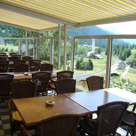 Otel Weisshorn 2*