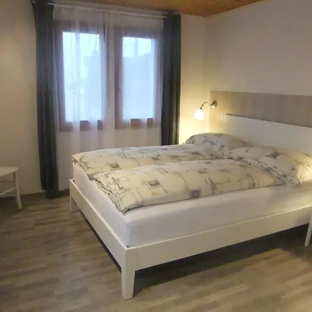 Otel Weisshorn 2*