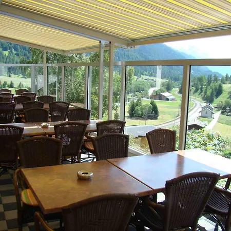 Отель Weisshorn 2*